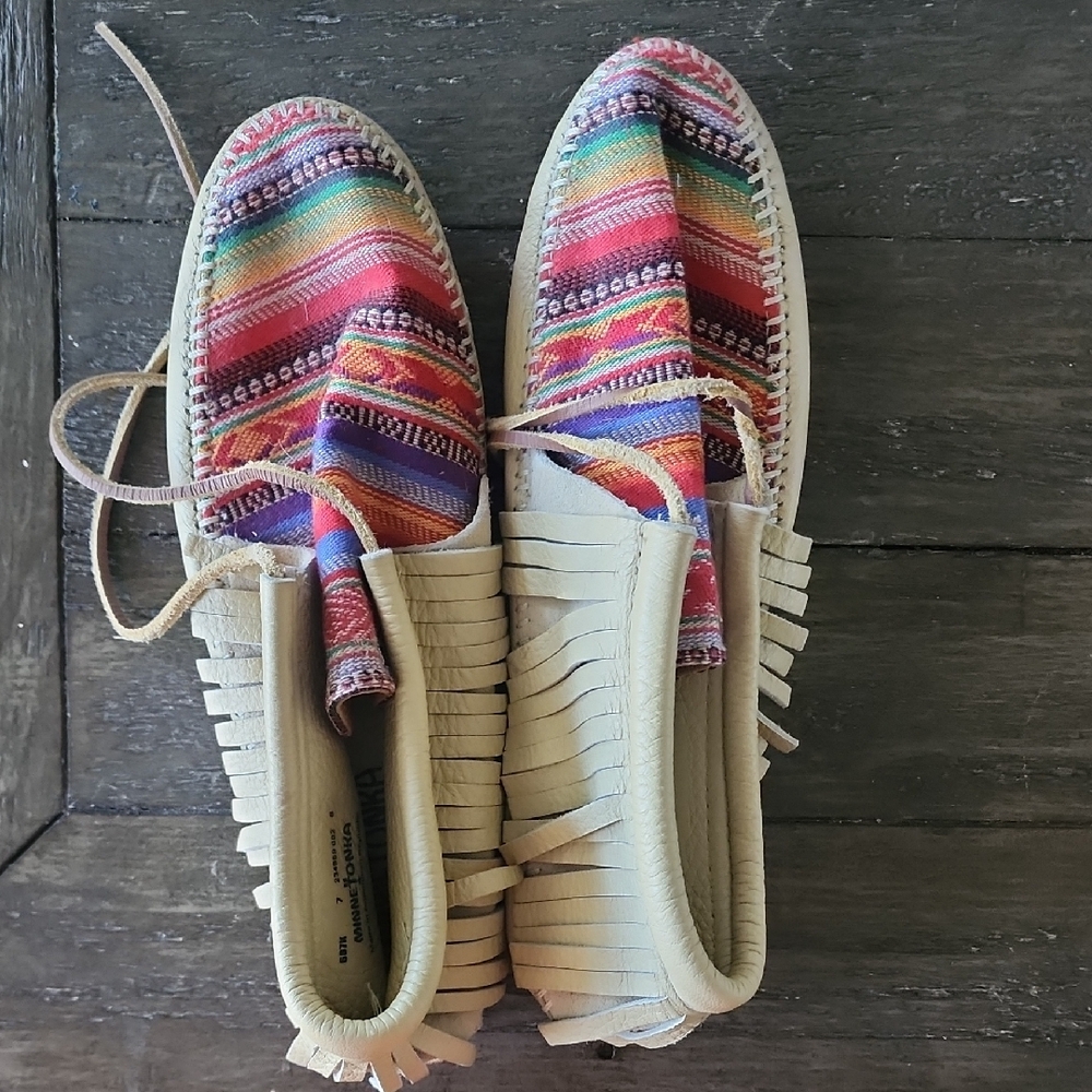 Colorful Patterned Moccasins - Picture 7 of 8